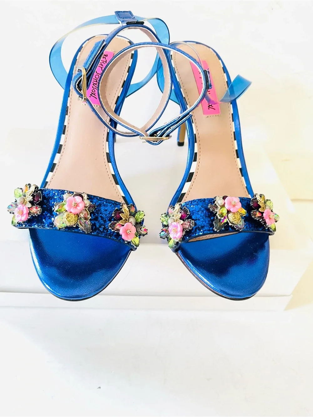 NWOB Betsey Johnson metallic blue heeled sandal 7.5